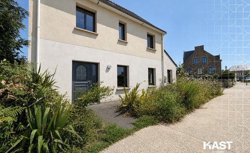 House in Erdeven, Brittany, France 1