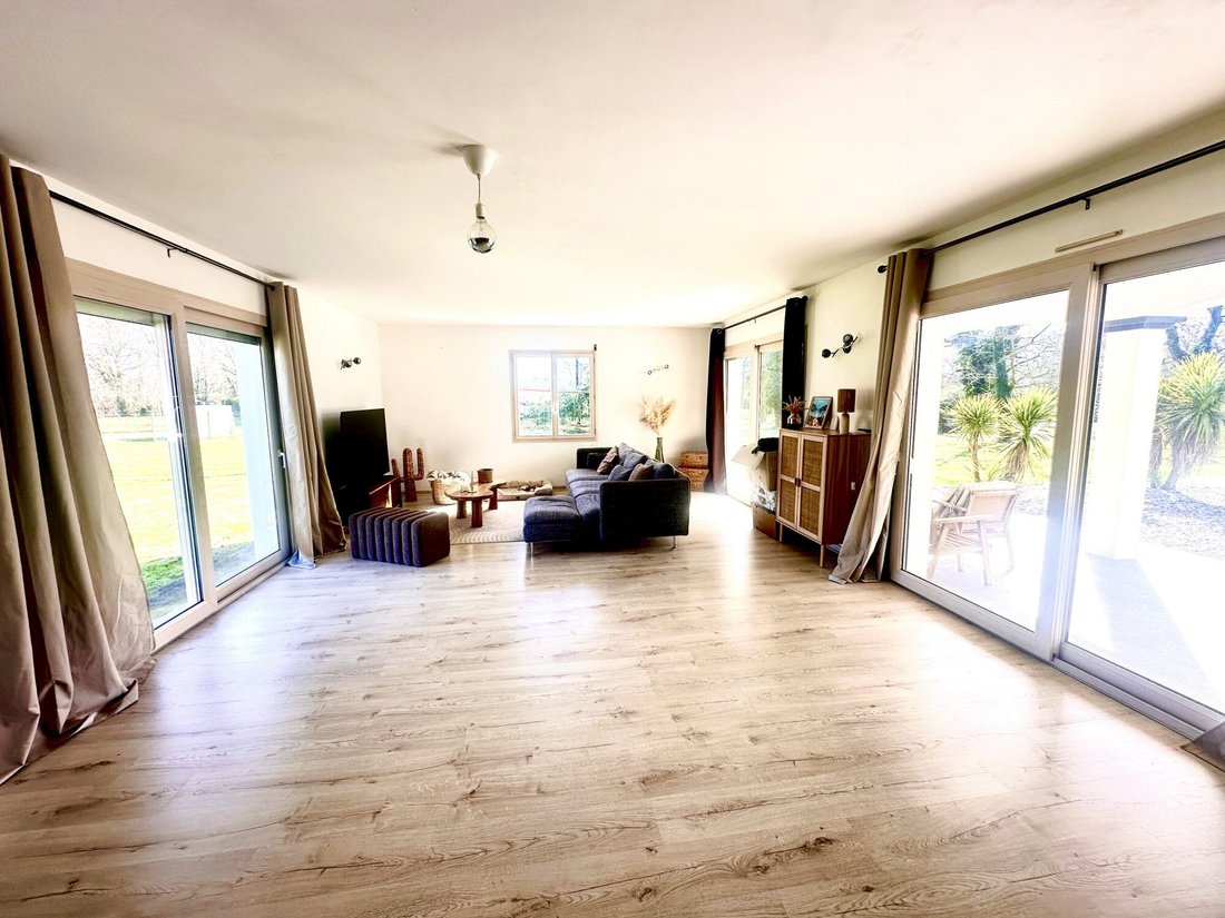House in Saint-Vincent-de-Paul, Nouvelle-Aquitaine, France 4 - 18410772