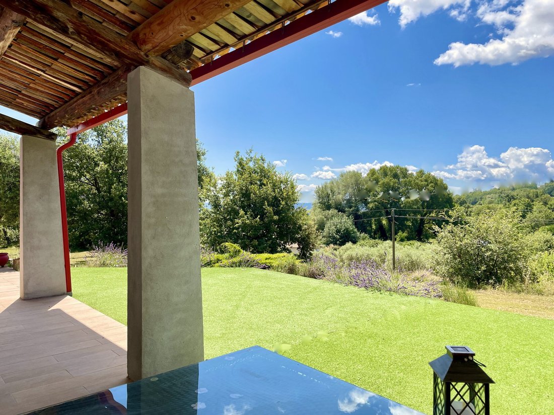 Villa in Pierrevert, Provence-Alpes-Côte d'Azur, France 4 - 17635186
