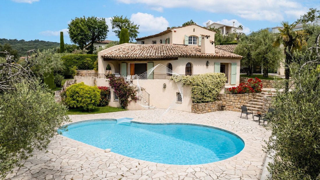 Villa in Le Rouret, Provence-Alpes-Côte d'Azur, France 5 - 18537827
