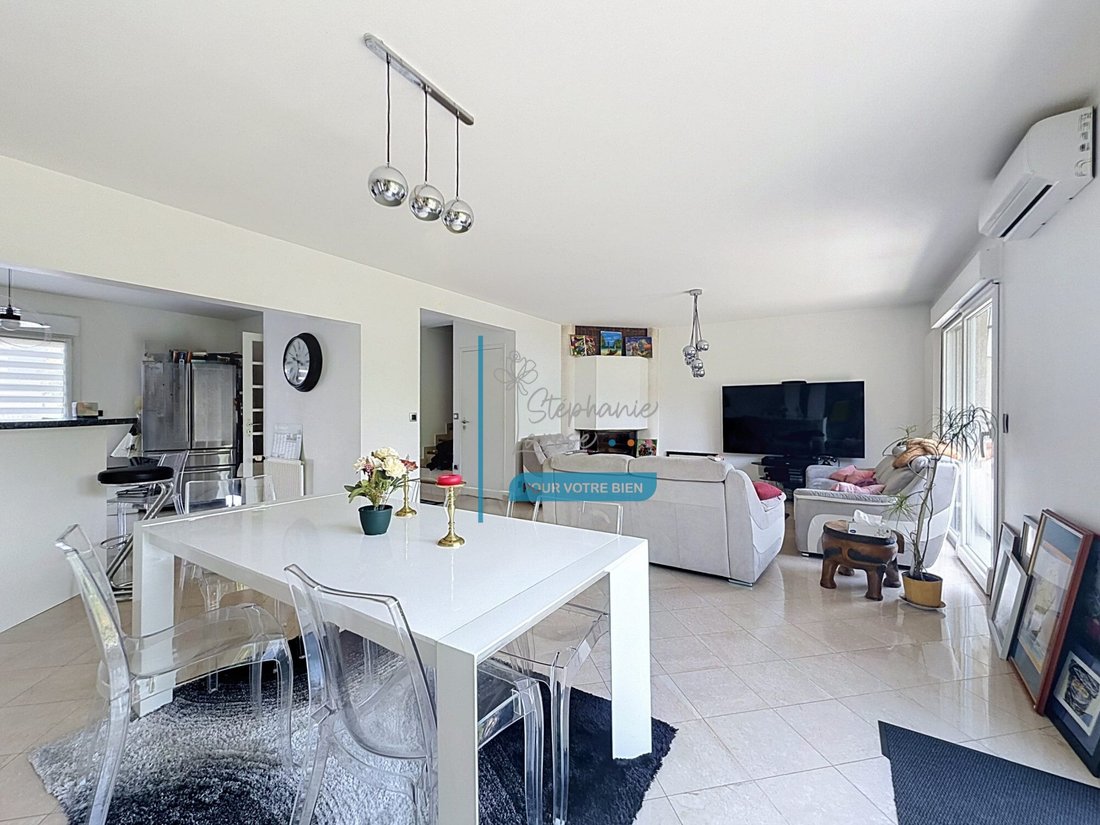 House in Sucy-en-Brie, Ile-de-France, France 4 - 18207000