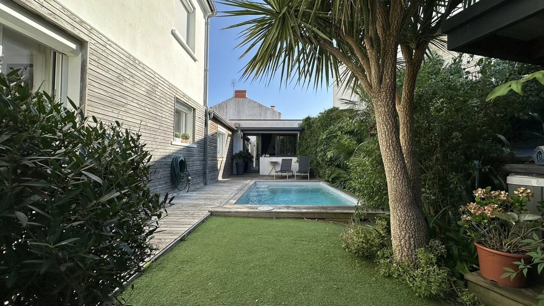 House in Port Neuf, La Rochelle, France 2 - 16888497