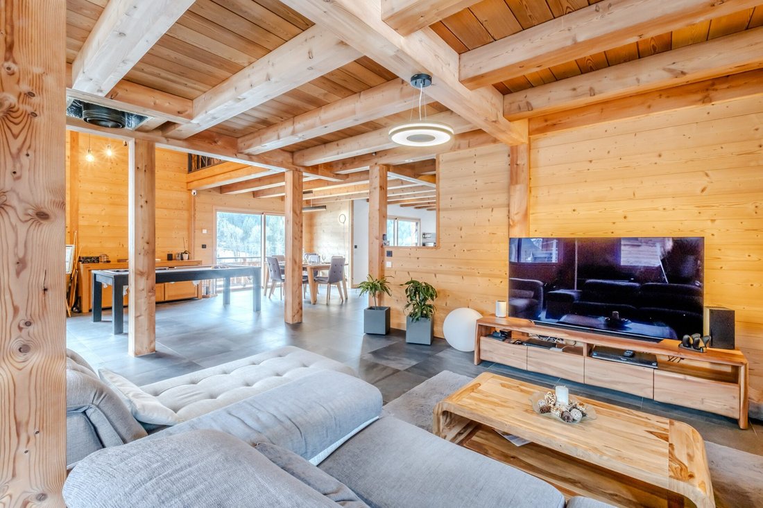 Chalet in La Chapelle-d'Abondance, Auvergne-Rhône-Alpes, France 3 - 16868097