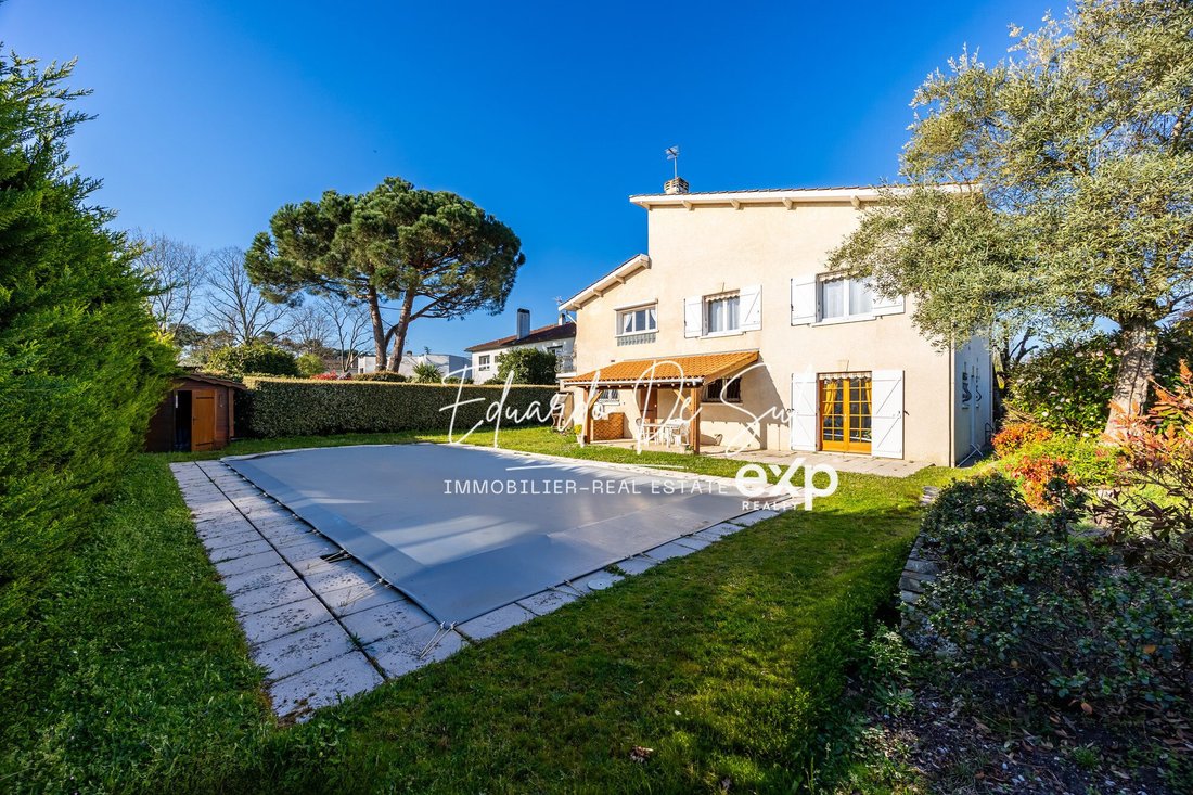 House in Sardine-Chiquet, Pessac, France 2 - 17554316