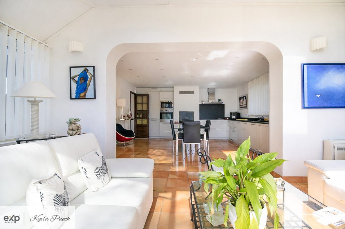 Villa in Rognes, Provence-Alpes-Côte d'Azur, France 3 - 17468750