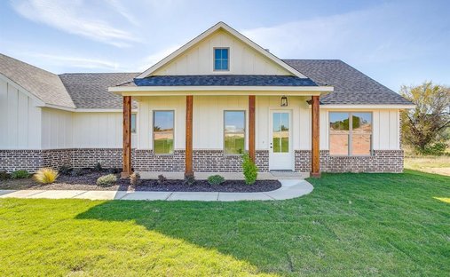 House in Poolville, Texas, United States 1