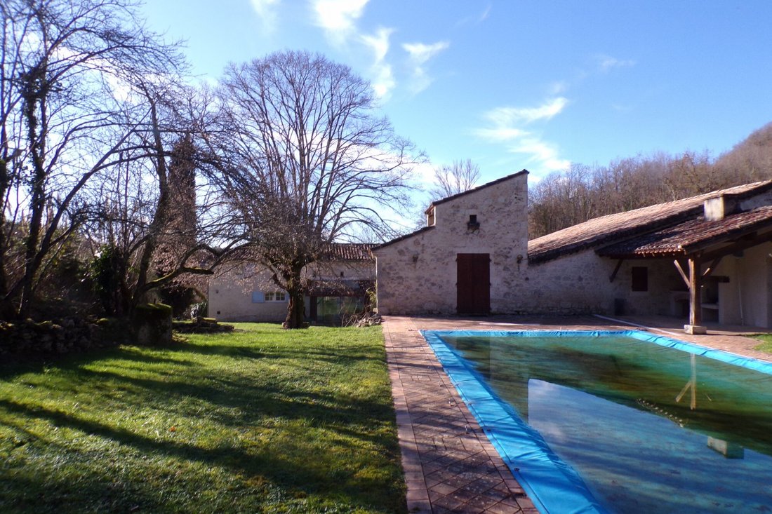 House in Saint-Martin-de-Beauville, Nouvelle-Aquitaine, France 2 - 17336366