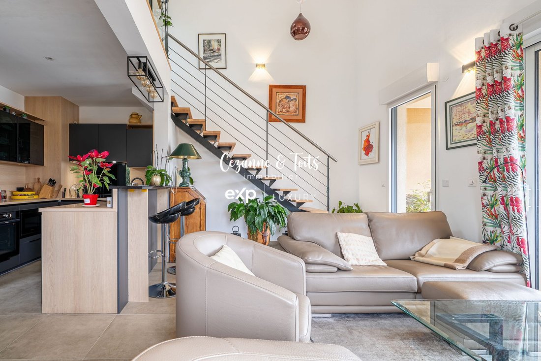 Apartment in Granettes-Jauberte-Sainte Anne, Aix-en-Provence, France 3 - 18386179