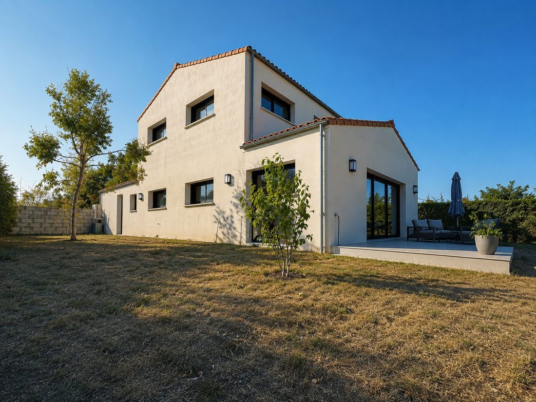 House in Mornac-sur-Seudre, Nouvelle-Aquitaine, France 1 - 18516850