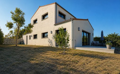 House in Mornac-sur-Seudre, Nouvelle-Aquitaine, France 1