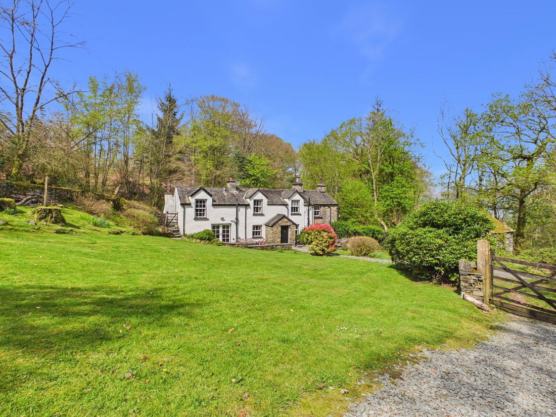 House in Lake District, Grasmere, England 2 - 18545471