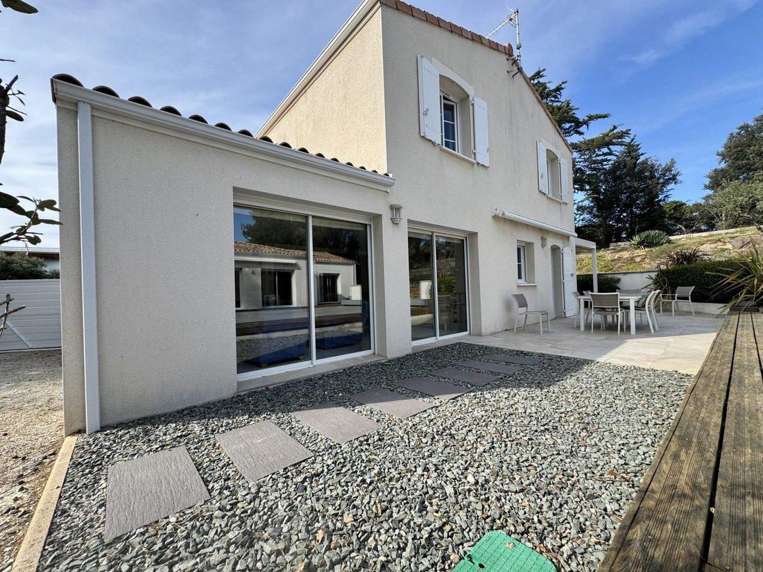 House in Nord Est Vallieres, Saint-Georges-de-Didonne, France 2 - 17653427