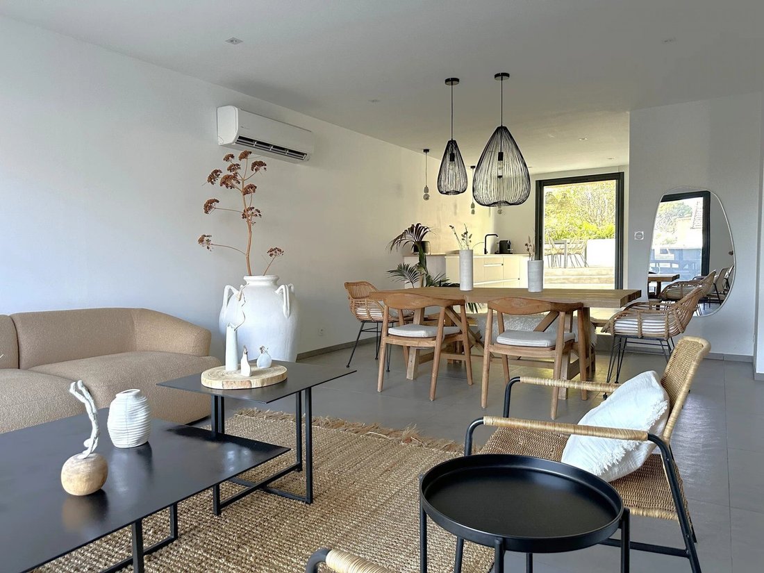 Villa in Le Revest-les-Eaux, Provence-Alpes-Côte d'Azur, France 4 - 16834353