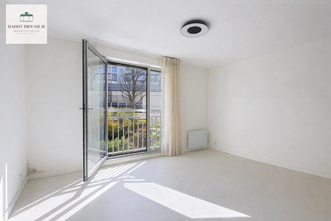 Apartment in Manin-Jaurès, Paris 19e Arrondissement, Paris 4 - 17456467