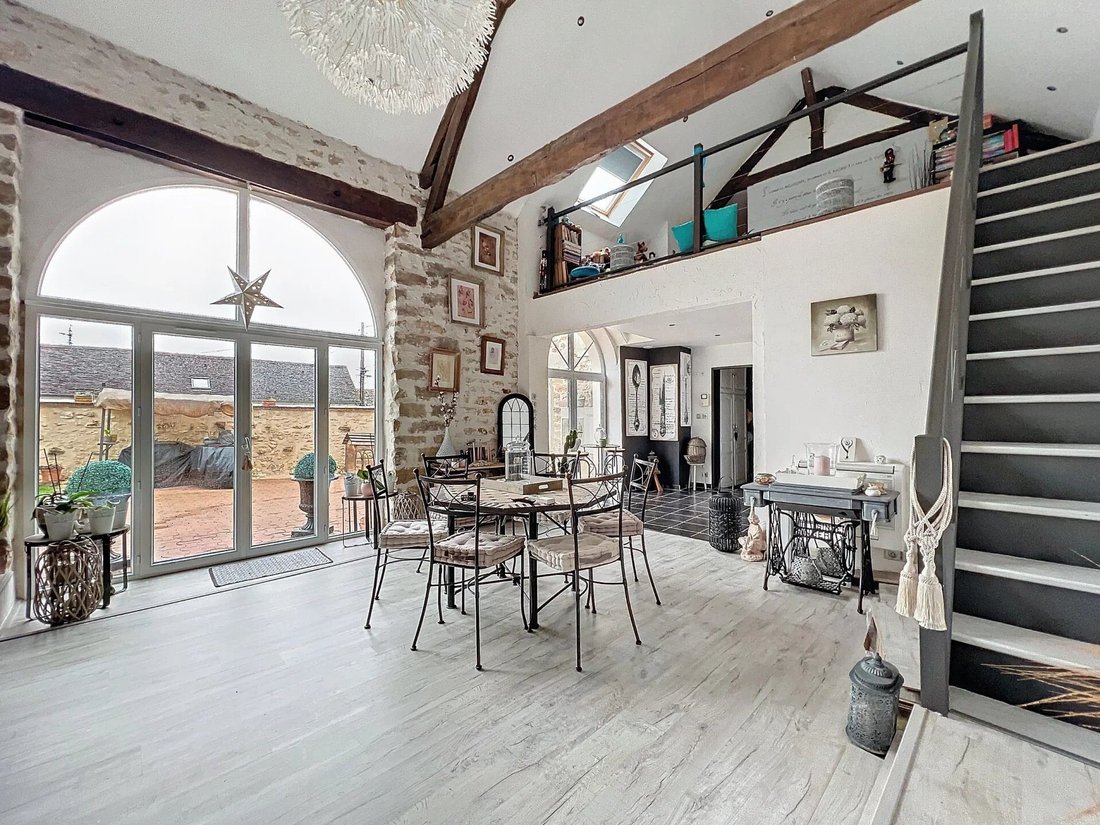 House in La Grande-Paroisse, Ile-de-France, France 3 - 16834424