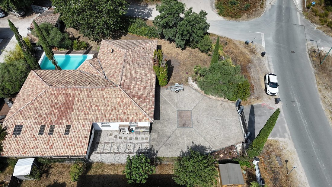House in Marcheprime, Nouvelle-Aquitaine, France 2 - 18022041