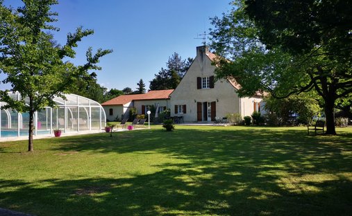 Villa in Vieux Bergerac, Bergerac, France 1