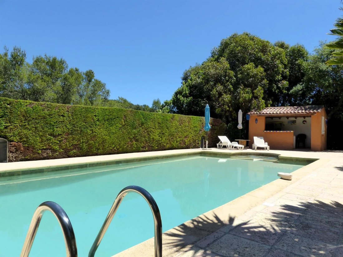 House in Centre Ville, Carqueiranne, France 2 - 18267296