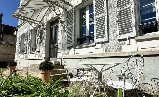 House in Thomery, Ile-de-France, France 1