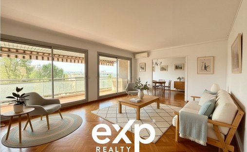 Apartment in Granettes-Jauberte-Sainte Anne, Aix-en-Provence, France 1