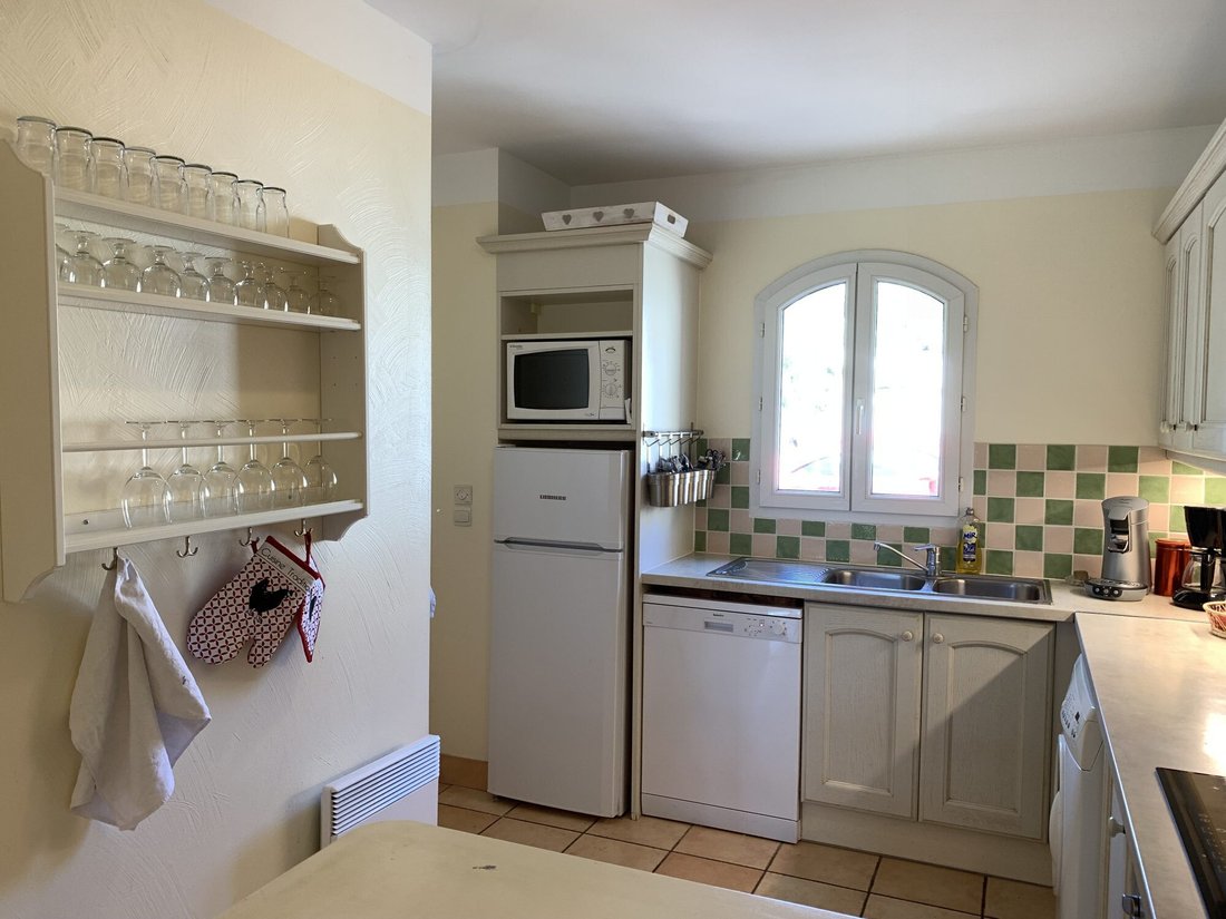 Villa in Mallemort, Provence-Alpes-Côte d'Azur, France 4 - 18516826