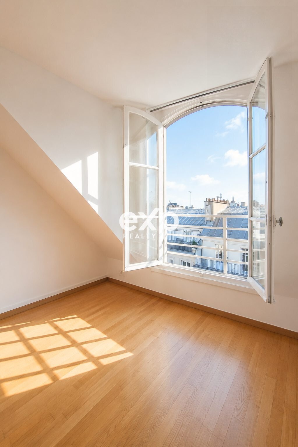 Apartment in Lorette-Martyrs, Paris 9e Arrondissement, Paris 2 - 17413160