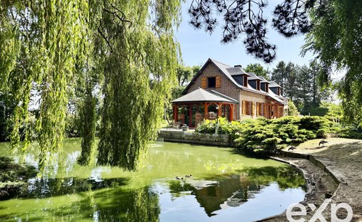 House in Cauville-sur-Mer, Normandy, France 1