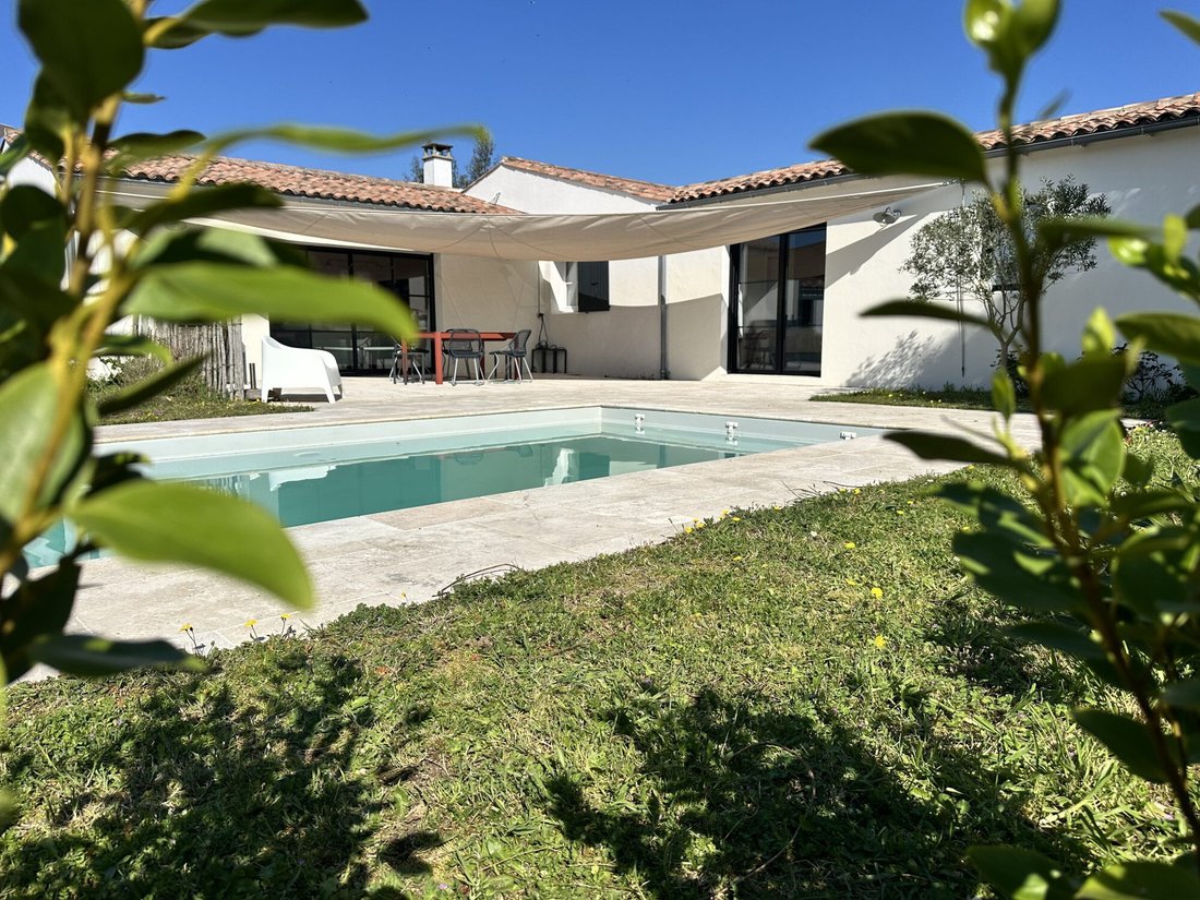 House in Rivedoux-Plage, Nouvelle-Aquitaine, France 1 - 16834348