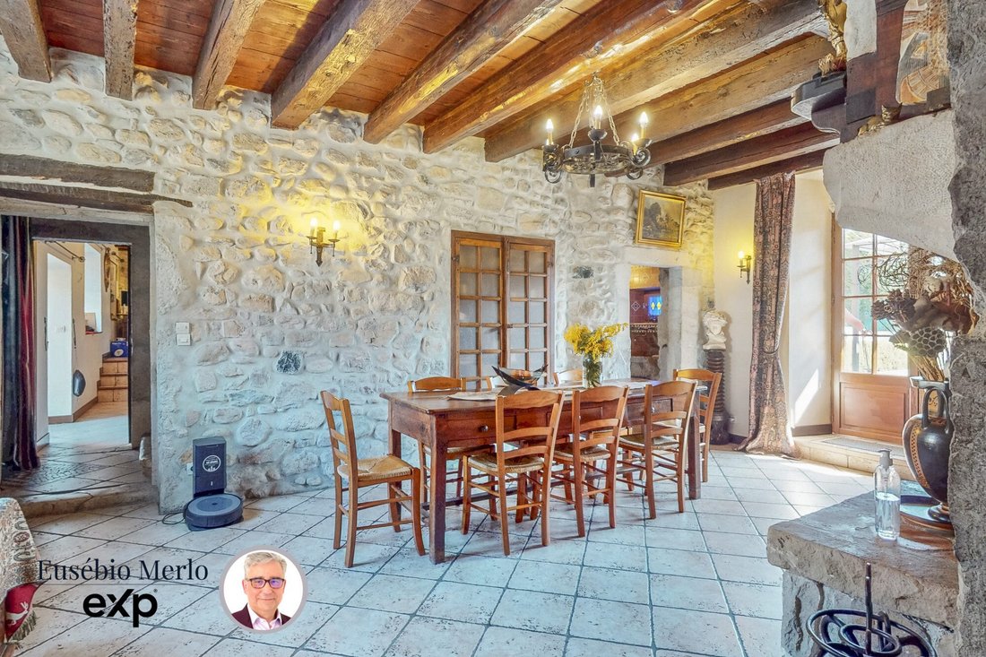 House in Sainte-Marie-d'Alloix, Auvergne-Rhône-Alpes, France 4 - 17971701