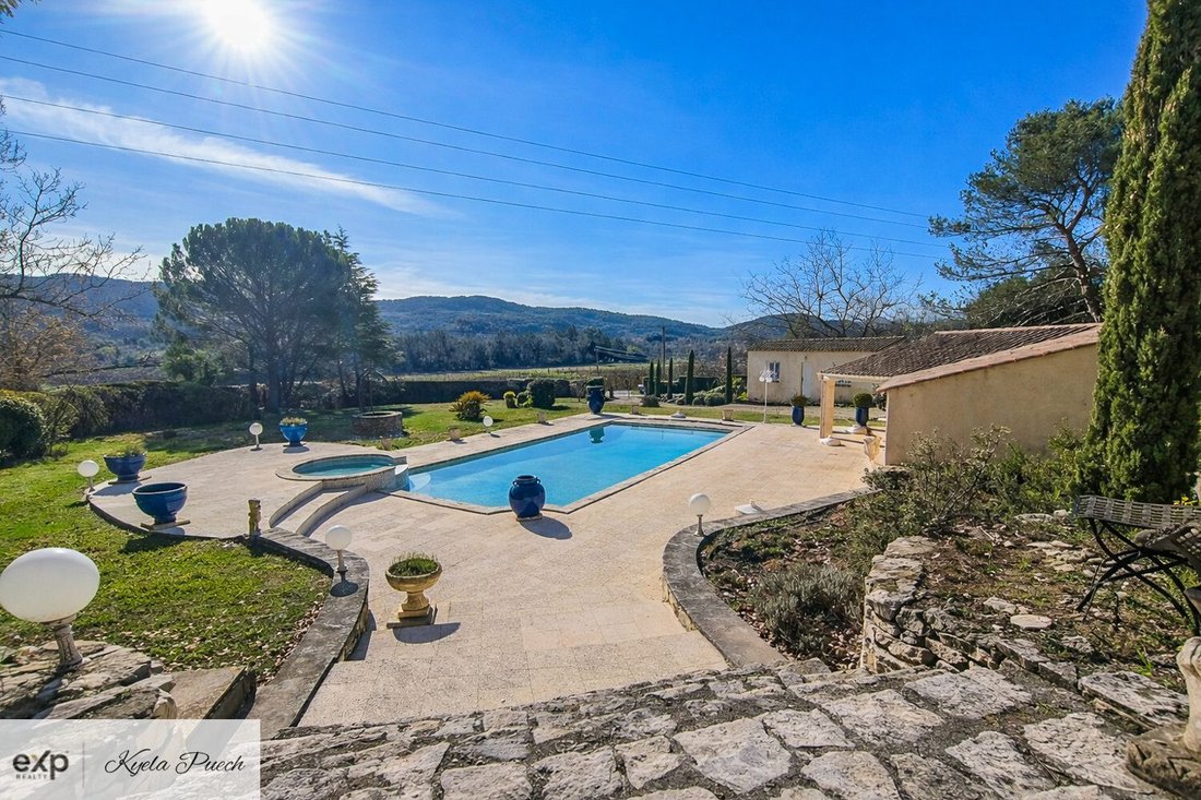 Villa in Rognes, Provence-Alpes-Côte d'Azur, France 1 - 17468750