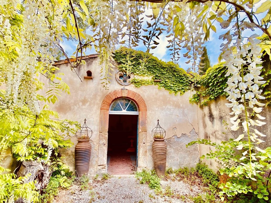 Chateau in Verdun, Castelnaudary, France 4 - 18386013
