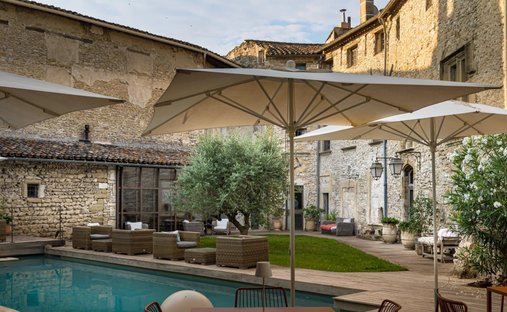 House in Nevons-route d'Apt, L'Isle-sur-la-Sorgue, France 1