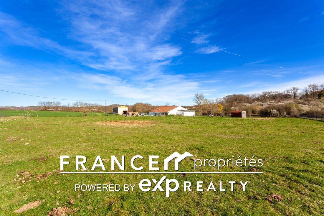 Farm Ranch in Carbonne, Occitania, France 3 - 16827661