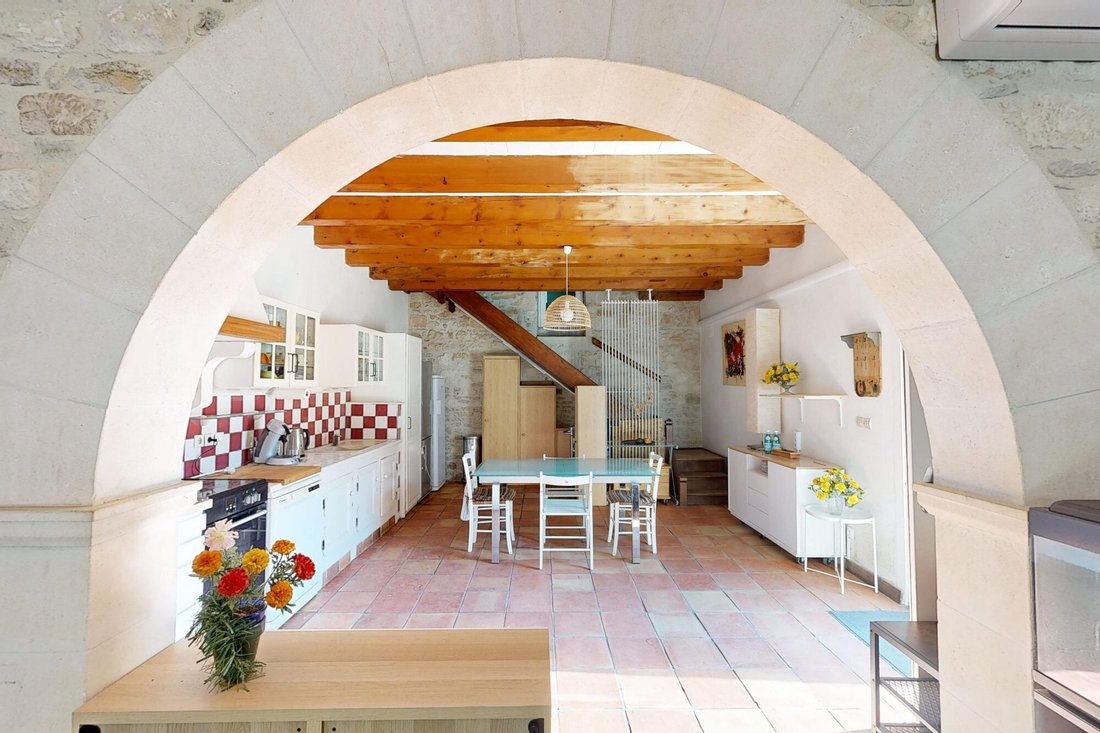 Country House in Lamotte-du-Rhone, Provence-Alpes-Côte d'Azur, France 3 - 18496348