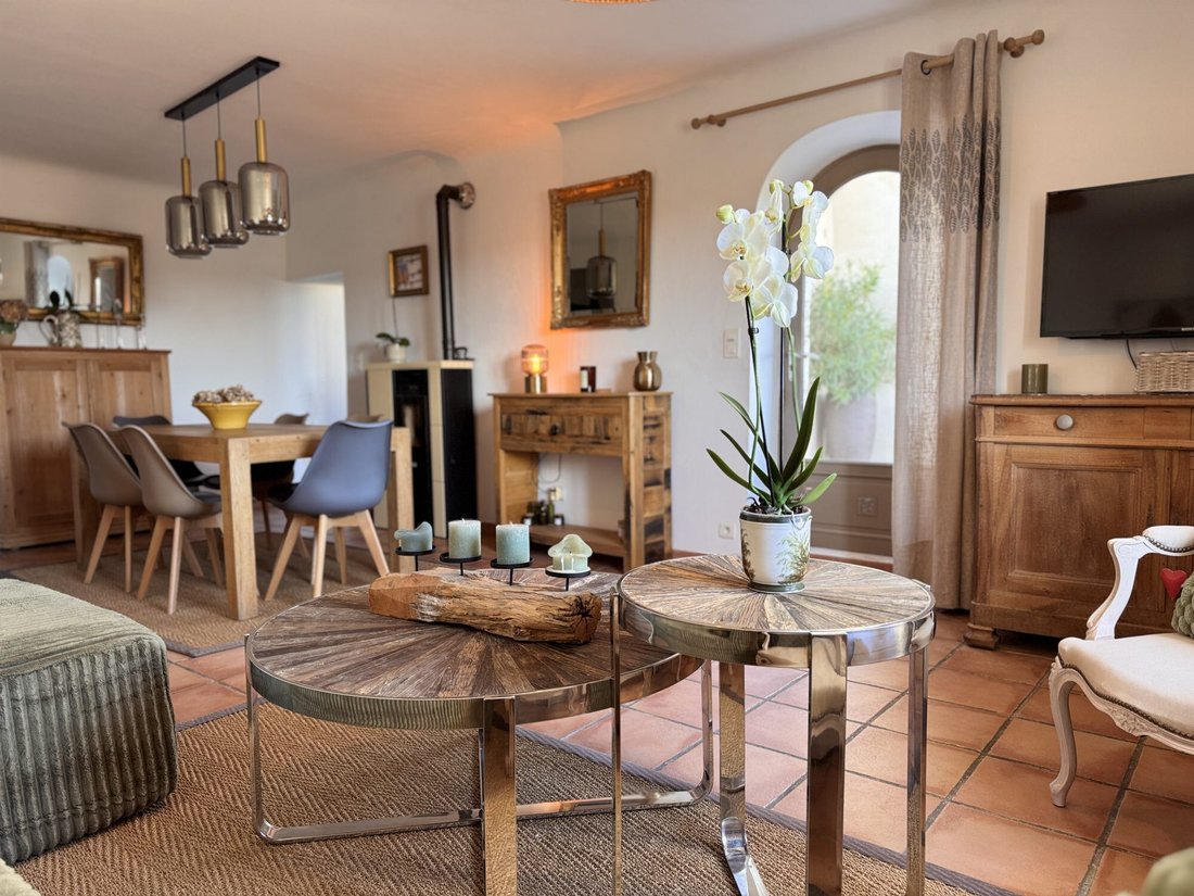 House in Ménerbes, Provence-Alpes-Côte d'Azur, France 3 - 16860615