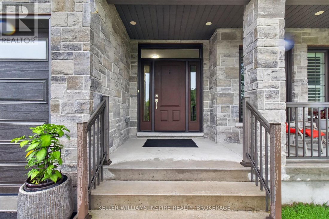 House in Kingston, Ontario, Canada 2 - 18545336
