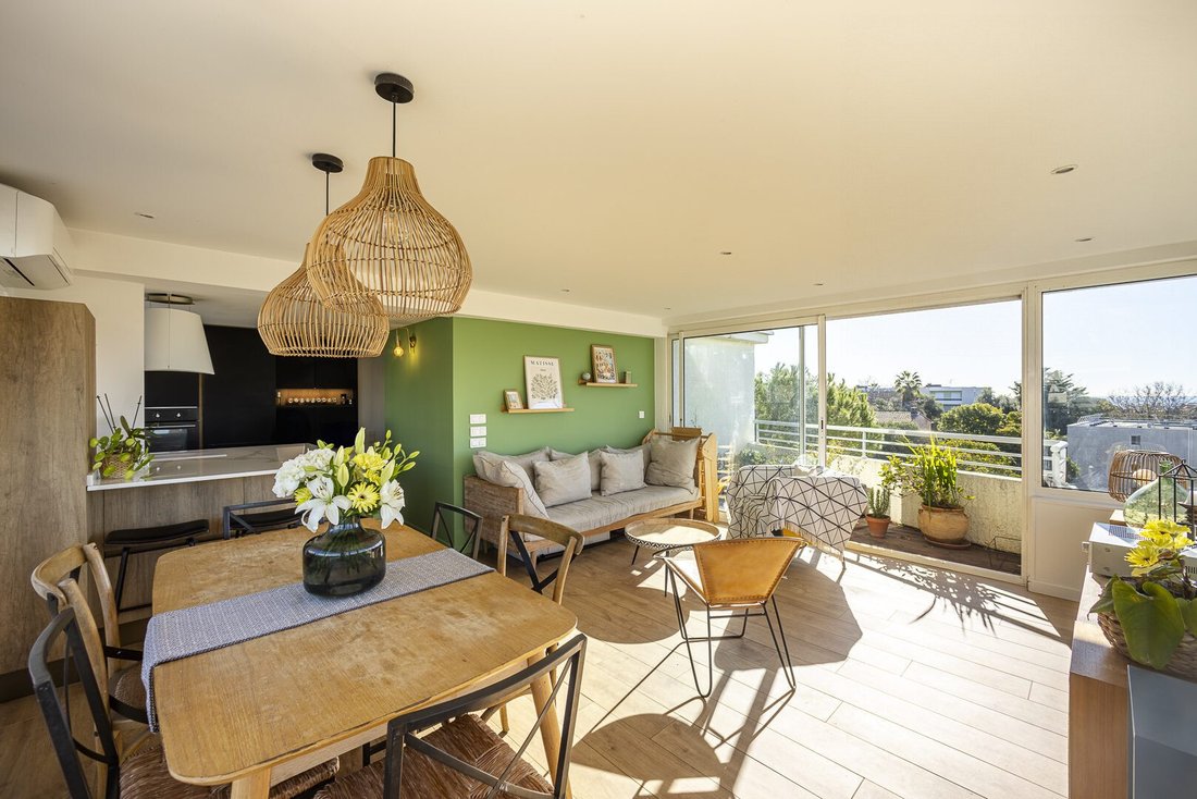 Apartment in Les Cougoulins-Rastines, Antibes, France 3 - 17536289