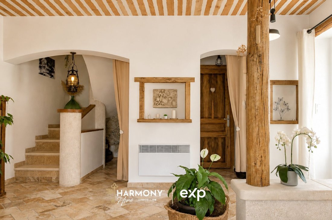 Country House in Villelaure, Provence-Alpes-Côte d'Azur, France 2 - 17971690