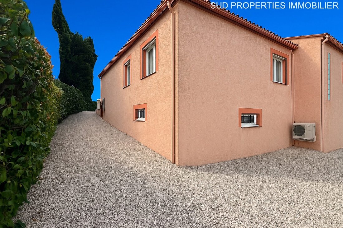 Villa in Haut Vernet-Moyen Vernet, Perpignan, France 2 - 17653405