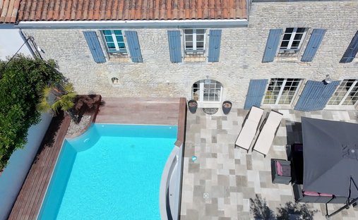 House in Dompierre-sur-Mer, Nouvelle-Aquitaine, France 1