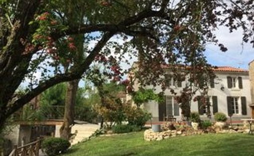 House in Saint-Hilaire-la-Palud, Nouvelle-Aquitaine, France 1