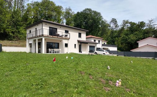 House in Villette-sur-Ain, Auvergne-Rhône-Alpes, France 1