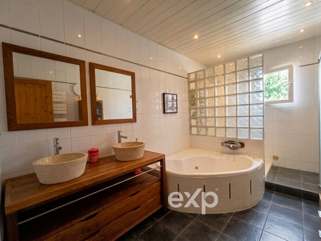 Villa in Montblanc, Occitania, France 5 - 17489405