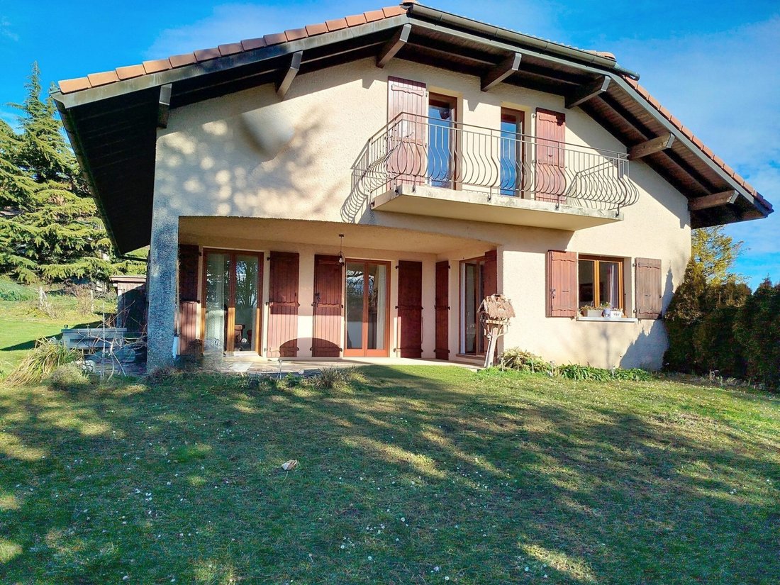 House in Andilly, Auvergne-Rhône-Alpes, France 1 - 17468742
