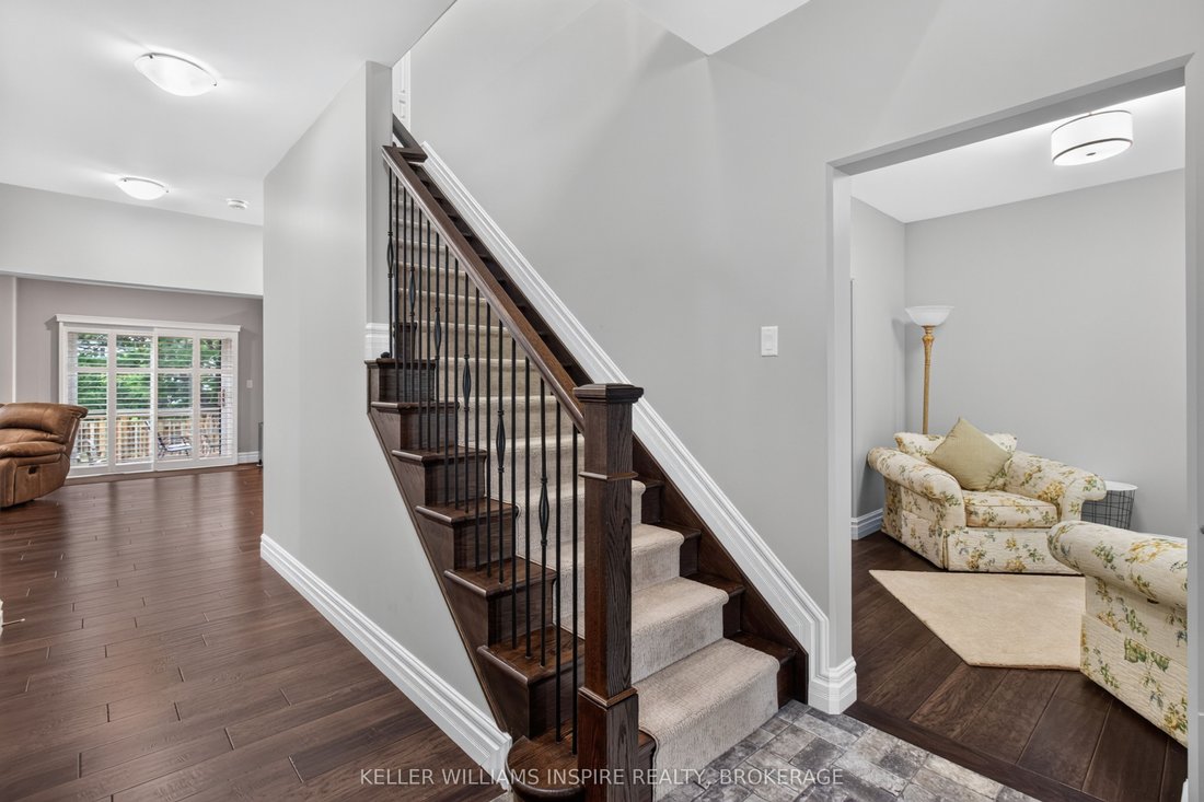 House in Kingston, Ontario, Canada 5 - 18545393