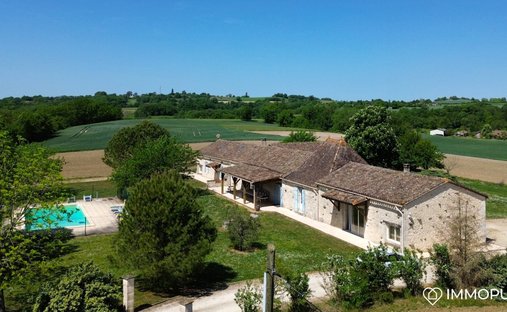 House in Boisse, Nouvelle-Aquitaine, France 1