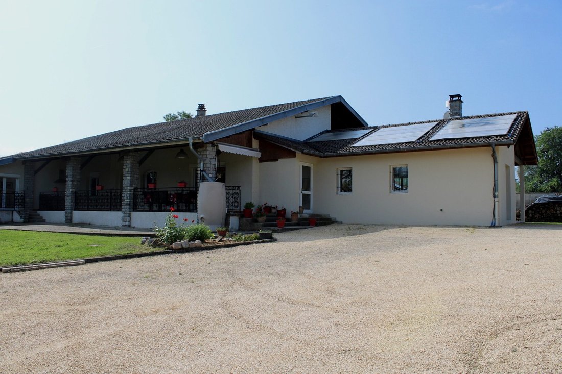 Country House in Notre-Dame-de-l'Osier, Auvergne-Rhône-Alpes, France 5 - 18385754
