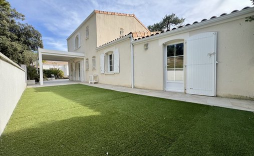 Casa en Nord Est Vallieres, Saint-Georges-de-Didonne, Francia 1