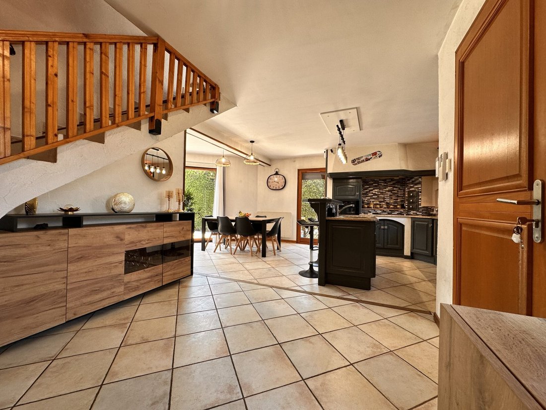 House in Sud, Scionzier, France 5 - 18496363