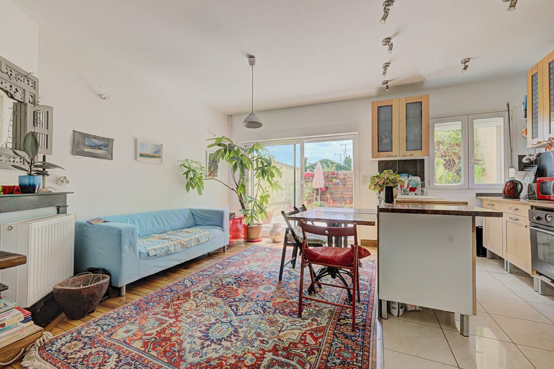 House in Fontenay-sous-Bois, Ile-de-France, France 4 - 18356550